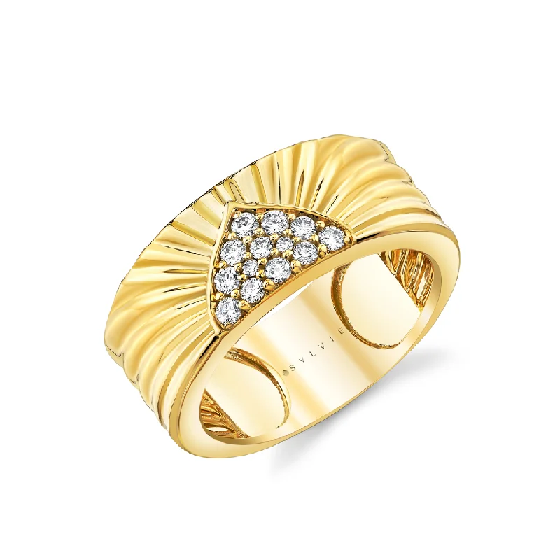 women’s rings with large diamonds and sapphire pave bands-14K Yellow Gold Fluted Pavé Set Natural Diamonds Ring